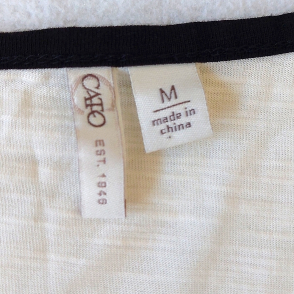 CATO notch neckline t-shirt NWOT - Picture 3 of 10